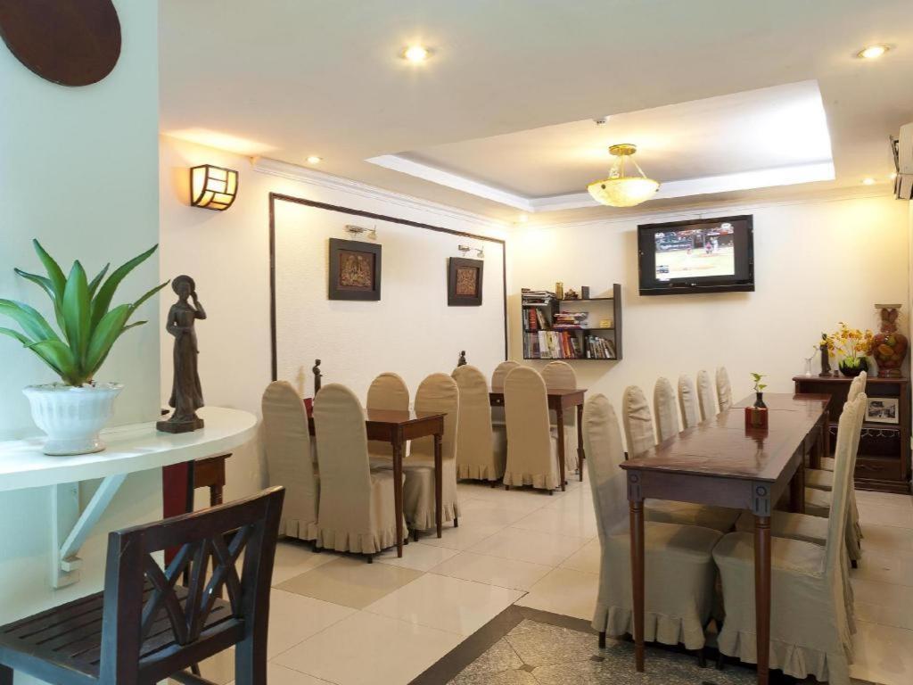 Atrium Khách sạn Hà Nội