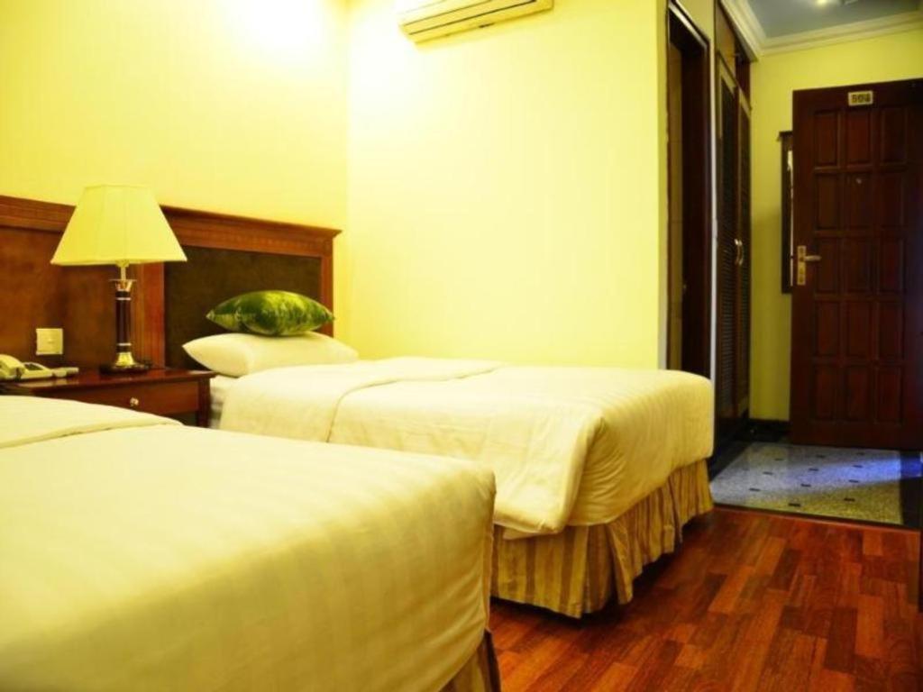 Atrium Khách sạn 3*