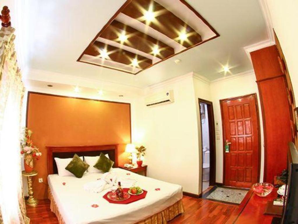 Khách sạn Atrium 3*